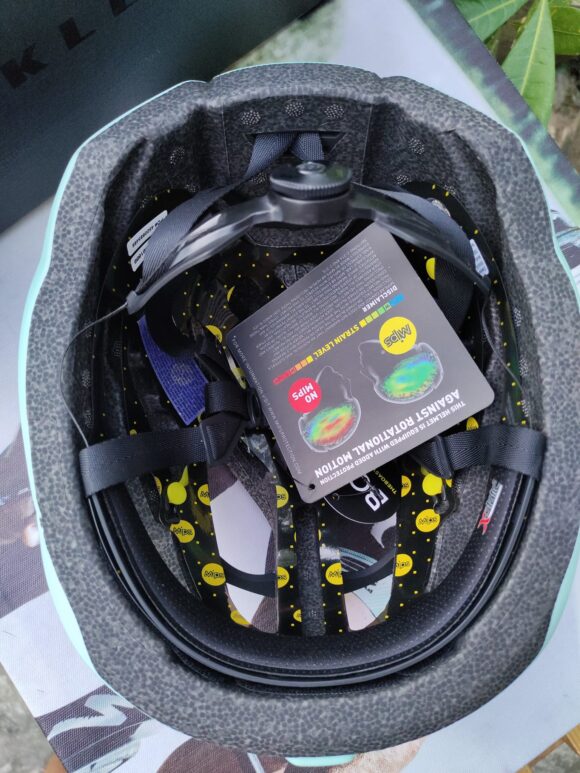Mũ Oakley Aro5 MIPS